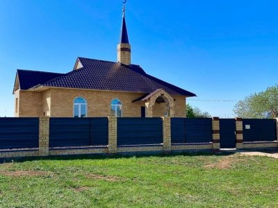Житель Башкирии построил в родной деревне своей мамы мечеть