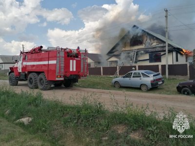 В Башкирии при пожаре в жилом доме погибла женщина