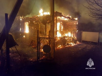 Крупный пожар в садовом товариществе в Башкирии: погибли двое мужчин