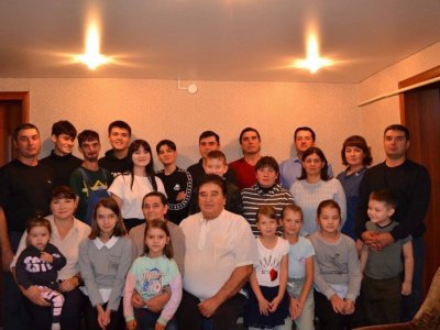 Глава Башкирии рассказал о многодетной семье Ивановых с 11 детьми