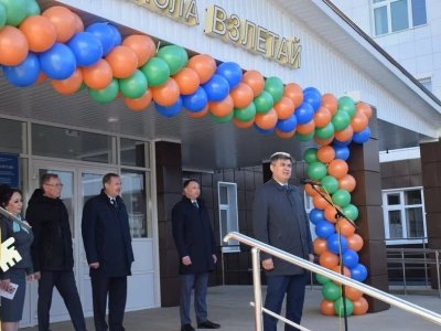 В селе Булгаково Уфимского района открыли новую школу «Взлетай» на 825 мест