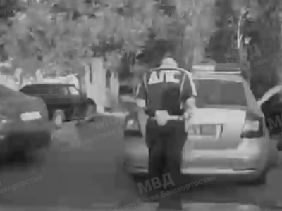 Госавтоинспекторы Уфы задержали автоугонщика, который представился полицейским