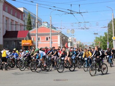Удобные госуслуги, первый велопарад, ДТП с животными: новости России и Башкирии к 22 мая