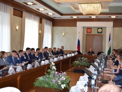 В правительстве Башкирии обсудили проект бюджета республики на 2024 год