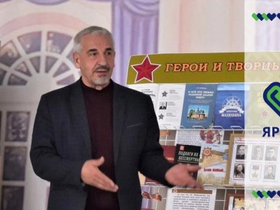 Родной причал: руководитель якутской судоходной компании Михаил Малюшин помогает селу в Башкирии