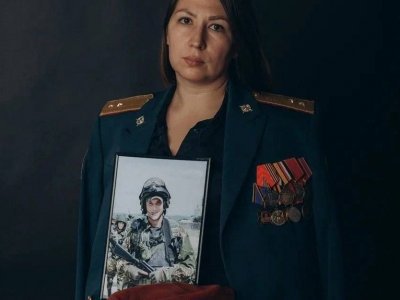 В Уфе фотопроект посвятили женам и мамам героев СВО
