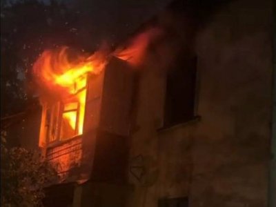 Неизвестные совершили поджоги в двух домах в Уфе