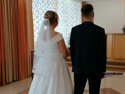 Сколько влюбленных в Башкирии зарегистрируют брак в День влюбленных?