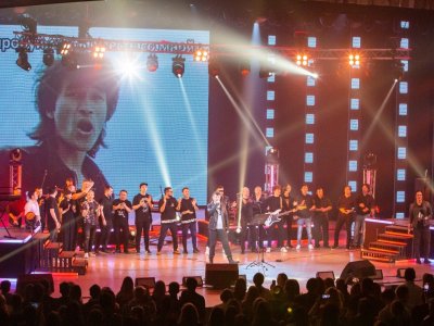 Уфимские музыканты исполнили легендарные хиты Виктора Цоя
