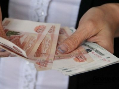 В Башкирии детям-сиротам начнут выдавать деньги на карманные расходы