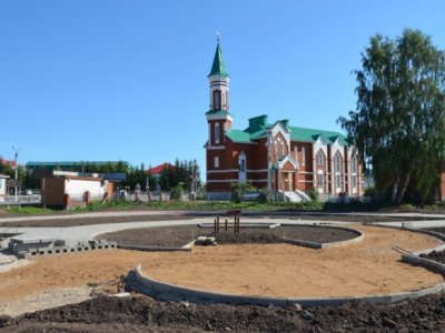 В башкирском Аскино завершается благоустройство парка