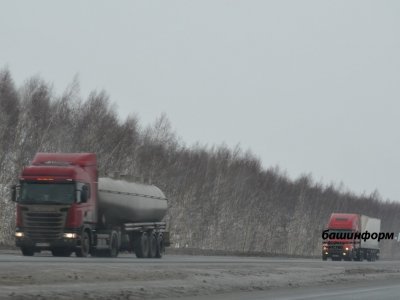 В Башкирии временно закрыли движение транспорта на участке трассы М-7 «Волга»