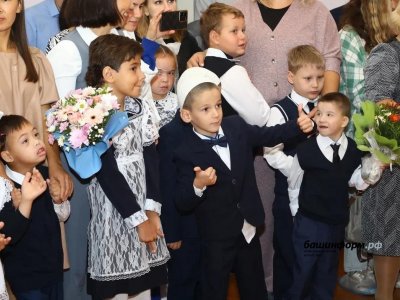 Каринэ Хабирова поздравила особенных детей коррекционной школы-интерната № 59 Уфы с Днем знаний