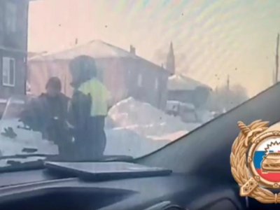 В Башкирии по улицам города разъезжал пьяный водитель снегохода