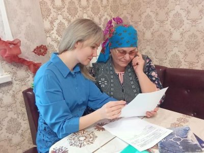 Премьер-министр Башкирии поздравил соцработников с профессиональным праздником