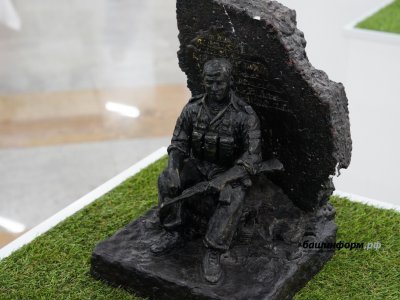 В Уфе представили мемориал, посвящённый павшим воинам СВО из Башкирии