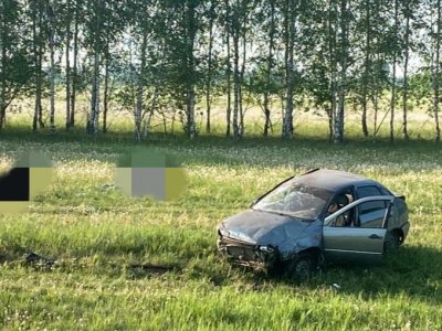 В Башкирии в аварии погибла 20-летняя девушка, еще двое пострадавших госпитализированы