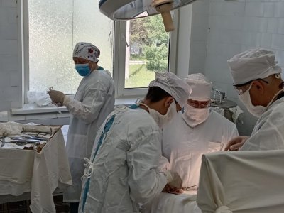 В Башкирии врачи удалили из грудной клетки ребенка 21-сантиметровый осколок стекла