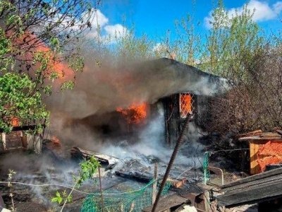 В садах под Уфой в пожаре погибла 85-летняя женщина