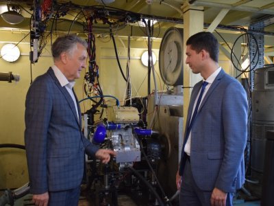 Курс на импортозамещение: Уфимский университет разрабатывает поршневые авиационные двигатели