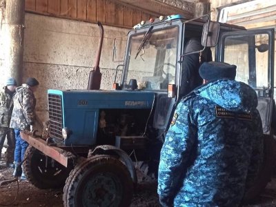 В Башкирии фермер лишился трактора из-за долгов