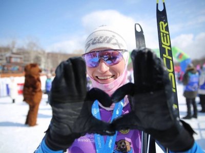 Наталья Бабчина из Уфы стала победительницей XXV Сахалинского лыжного марафона