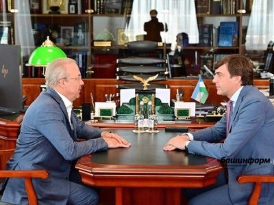 Премьер-министр Башкирии встретился с министром просвещения России Сергеем Кравцовым