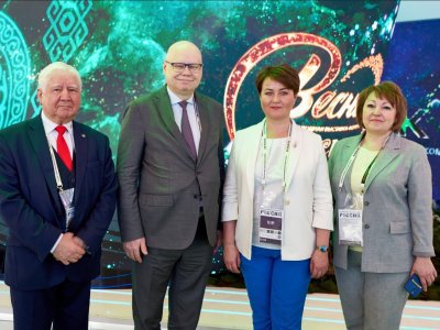 Cтенд Башкирии на выставке-форуме «Россия» посетил замминистра финансов РФ