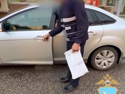 В Уфе полицейский предотвратил мошенничество и вернул машину обманутому мужчине