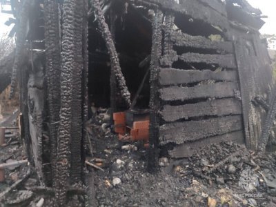 В Башкирии в сгоревшем садовом доме обнаружили труп мужчины