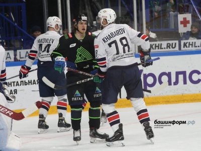 «Салават Юлаев» в очередной раз уступил «Металлургу» в матче регулярного чемпионата КХЛ