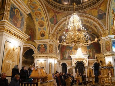 Дмитрий Чернышенко принял участие в православной службе в храме Рождества Богородицы в Уфе