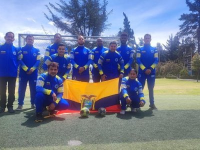 Спортсмены из Эквадора передали Главе Башкирии Радию Хабирову подарок в знак уважения и дружбы