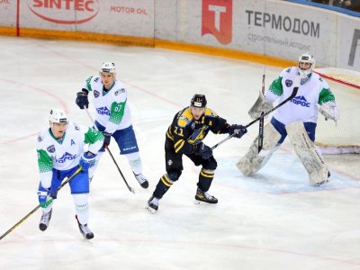 Хет-трик Скорикова принёс победу нефтекамскому «Торосу» в матче с «Дизелем»