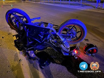 Мотоциклистка в Уфе госпитализирована после столкновения с автомобилем