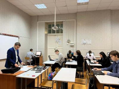 Глава Башкирии поручил отремонтировать здание педколледжа в Месягутово