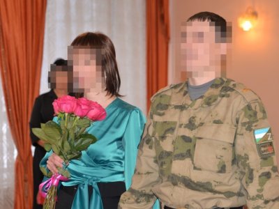 В Уфе двое добровольцев батальона имени Салавата Юлаева заключили брак со своими возлюбленными