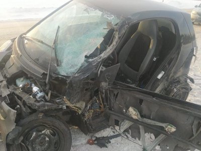 В Башкирии в ДТП со встречным грузовиком раскурочило «Смарт»: водителя иномарки увезли в больницу