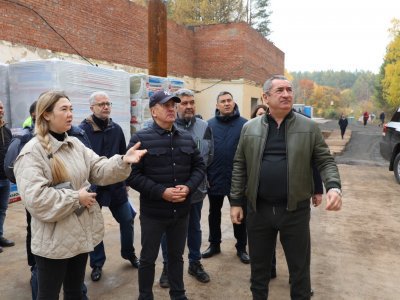 Алан Марзаев проинспектировал ход строительства реабилитационного и образовательного центра в Уфе