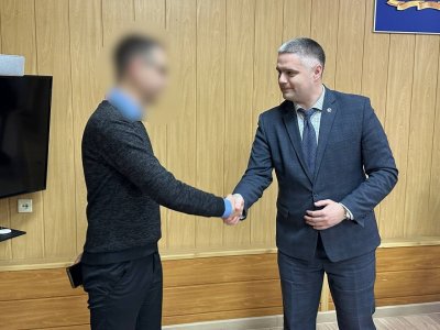 Сотрудник Дёмского района Уфы подписал контракт для службы в зоне СВО