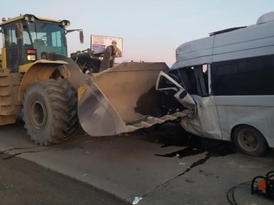 Следком Башкирии устанавливает обстоятельства ДТП с трактором и автобусом