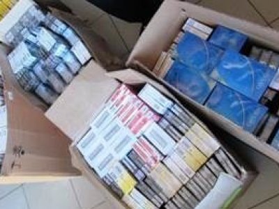 Таможенники Башкирии обнаружили более 3,2 тысячи пачек сигарет без маркировки