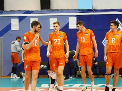 ВК «Урал» уступил «Факелу» в первом матче квалификационного раунда