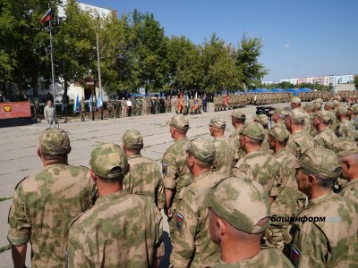 Радий Хабиров посетил площадку боевого слаживания мотострелкового полка «Башкортостан»