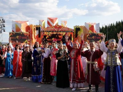 Глава Башкирии Радий Хабиров: «Национальный костюм – визитная карточка народа»