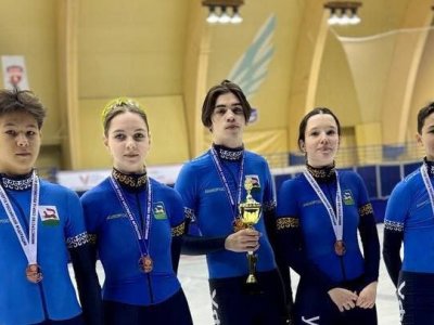 Башкирские спортсмены завоевали медали на первенстве России по шорт-треку