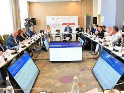 В Уфе обсудили работу регионов по поддержке соотечественников в условиях тотальной русофобии