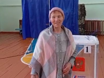 На выборах президента РФ в Башкирии ветеран исполнила песню «Родина»