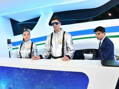 Представители Башкирии прибыли на международную выставку «Россия» в скафандрах космонавтов