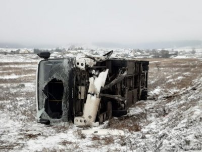 В Башкирии столкнулись два легковых авто и автобус с 33 пассажирами, есть жертвы